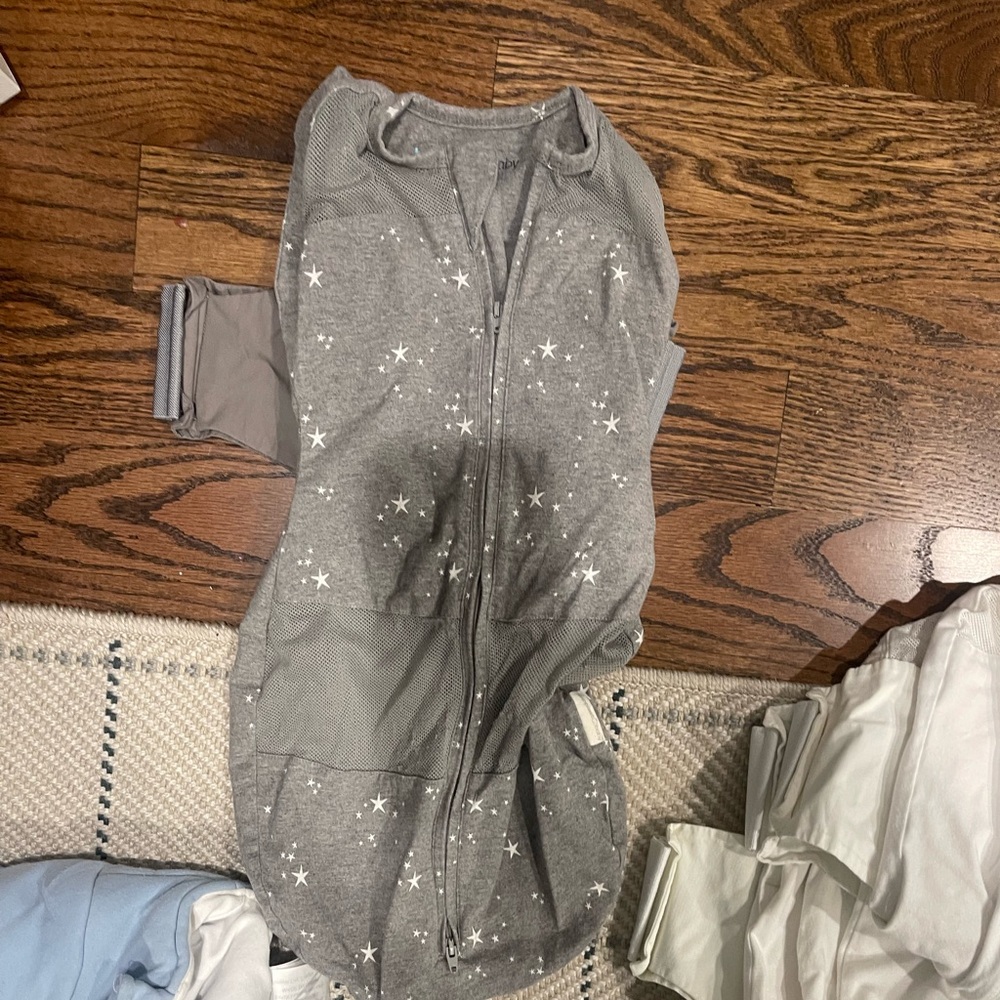 Happiest baby grey sleepsack